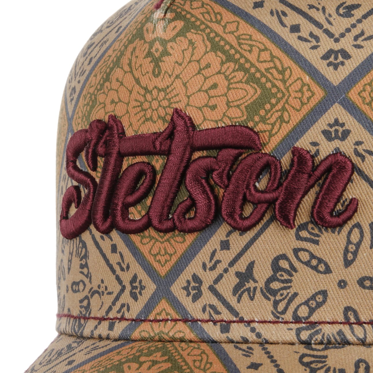 Vintage Print Trucker Cap -->